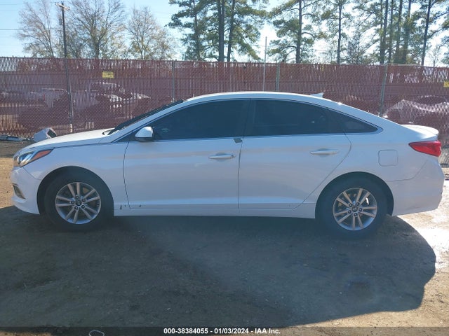 Hyundai SONATA SE 2016 5NPE24AF4GH335415 Image 14