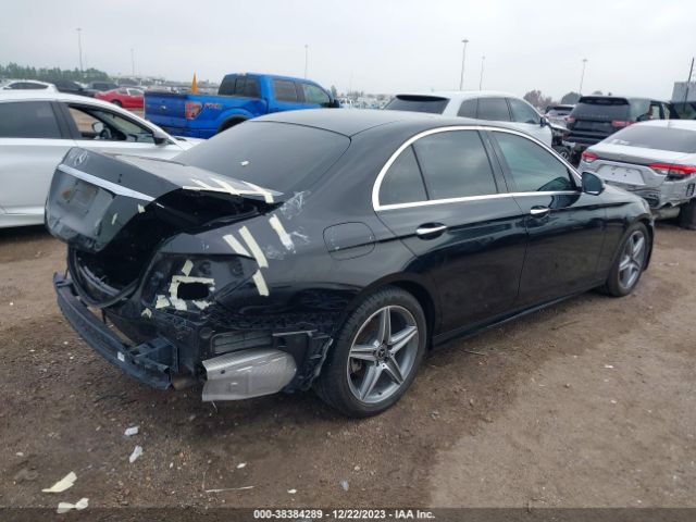 WDDZF4JB2KA520989 Mercedes-Benz E 300