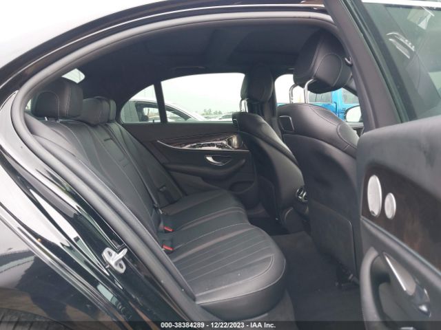 WDDZF4JB2KA520989 Mercedes-Benz E 300
