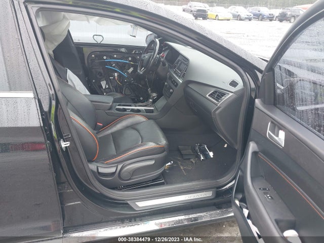 2015 HYUNDAI SONATA SPORT 2.0T VIN: 5NPE34AB3FH087893