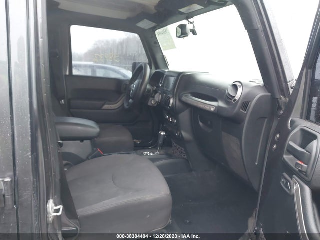 1C4BJWDG3JL835655 Jeep Wrangler Jk Unlimited Sport S 4x4