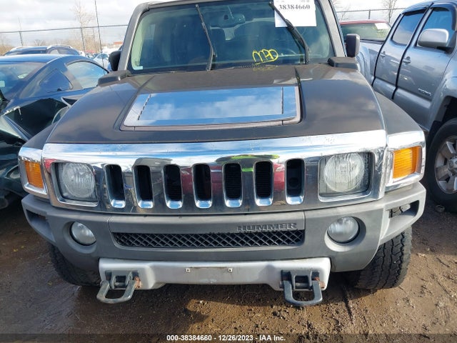 2008 HUMMER H3 SUV VIN: 5GTEN13E788174318