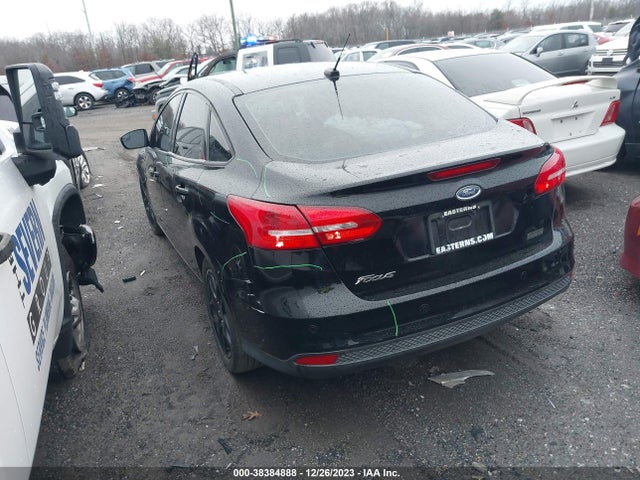 Ford FOCUS SE 2016 1FADP3F20GL335006 Image 3