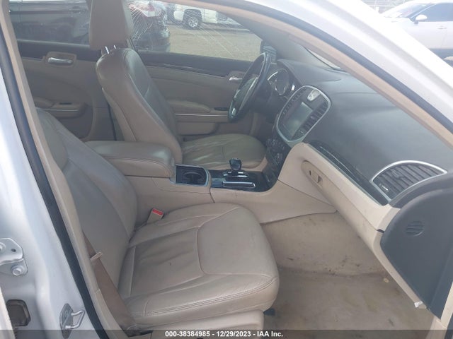 Chrysler 300 2014 2C3CCAAG6EH163183 Image 5