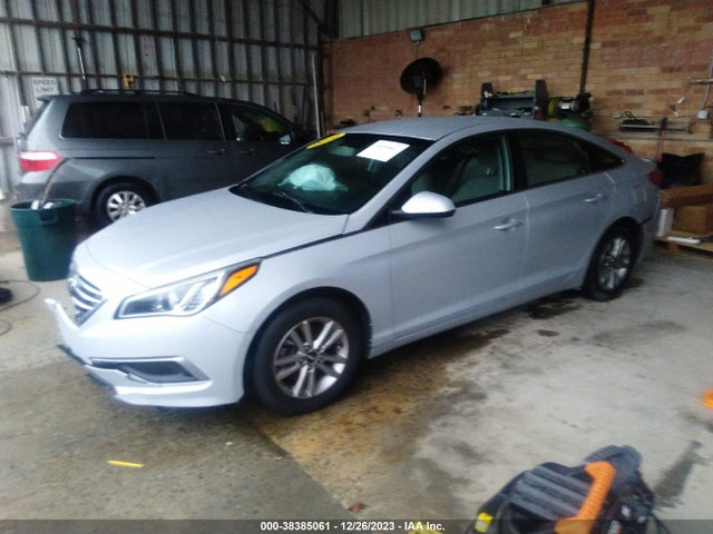 Hyundai Sonata 2016 5NPE24AF7GH401990 Image 2