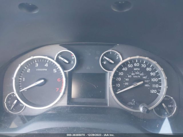 5TFRM5F1XEX070869 Toyota Tundra Sr5 4.6l V8