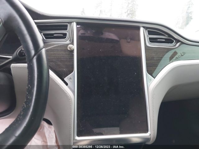 5YJSA1H18EFP45001 Tesla Model S P85