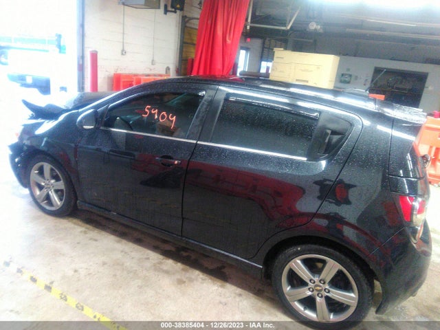 Chevrolet Sonic Rs Manual 2015 1G1JH6SB7F4149451 Image 14