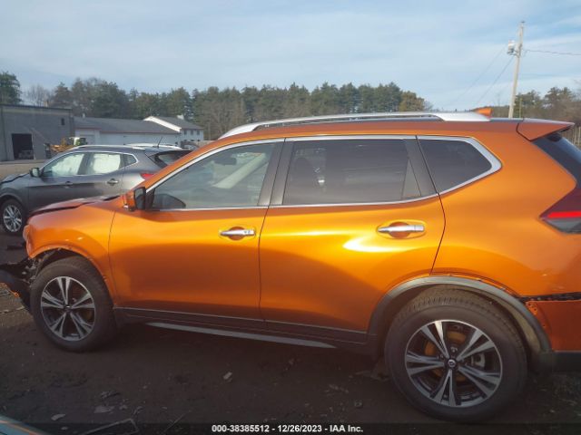 JN8AT2MV6KW377370 Nissan ROGUE SV