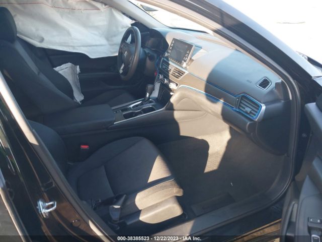 1HGCV1F13KA009620 Honda ACCORD LX