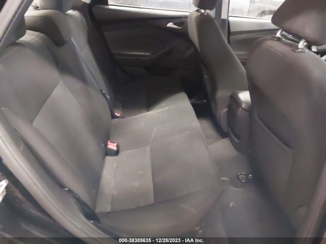 Ford FOCUS SE 2015 1FADP3F26FL306236 Image 8
