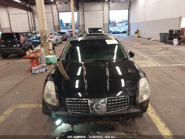 2005 NISSAN MAXIMA 3.5 SL VIN: 1N4BA41E75C852929