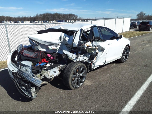 Chrysler 200 S 2016 1C3CCCBB2GN105077 Image 4