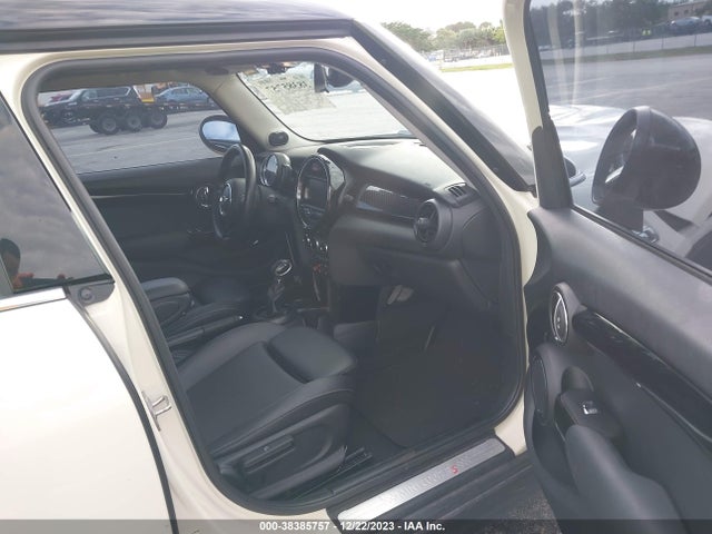 2018 MINI HARDTOP WMWXU3C50J2F49991 Photo 4