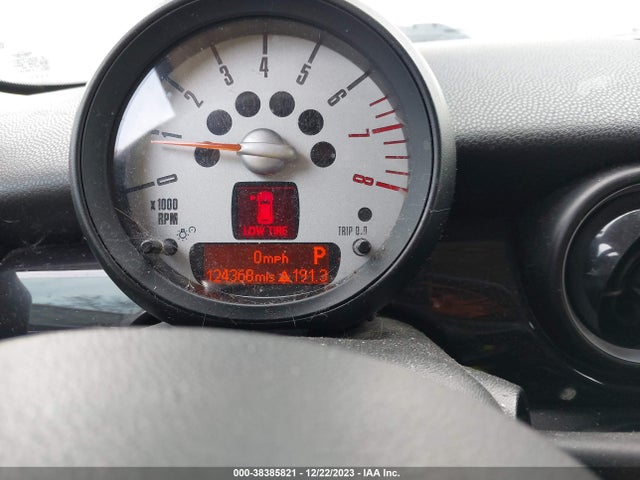 2011 MINI COOPER WMWSU3C51BT098637 Photo 6
