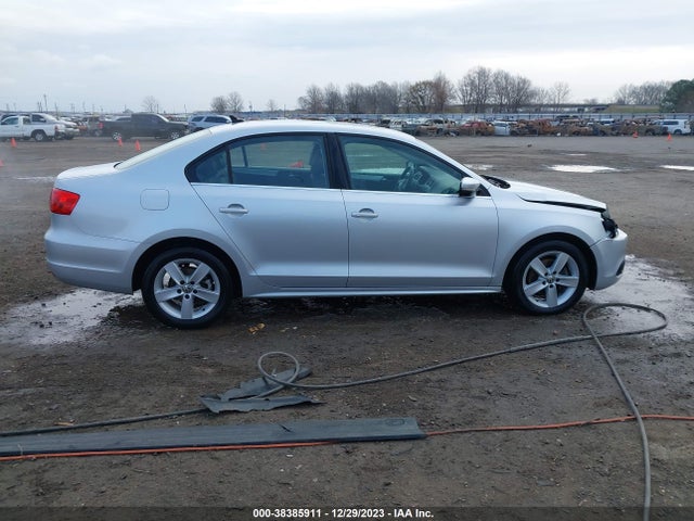 2012 VOLKSWAGEN JETTA 2.0L TDI VIN: 3VWLL7AJ9CM391250