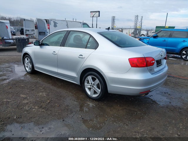 2012 VOLKSWAGEN JETTA 2.0L TDI VIN: 3VWLL7AJ9CM391250