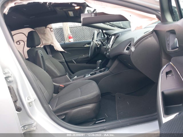 38386091 :رقم المزاد ، 1G1BE5SM0H7104197 vin ، 2017 Chevrolet Cruze Lt Auto مزاد بيع