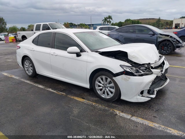 2019 4T1B11HK3KU848575 main image