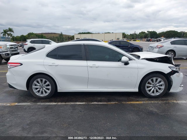 Toyota CAMRY LE 2019 4T1B11HK3KU848575 Image 13