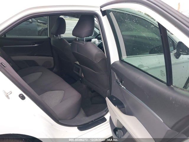 Toyota CAMRY LE 2019 4T1B11HK3KU848575 Image 8