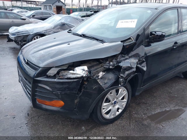 2014 Ford Escape S მანქანა იყიდება აუქციონზე, vin: 1FMCU0F73EUD70604, აუქციონის ნომერი: 38386319