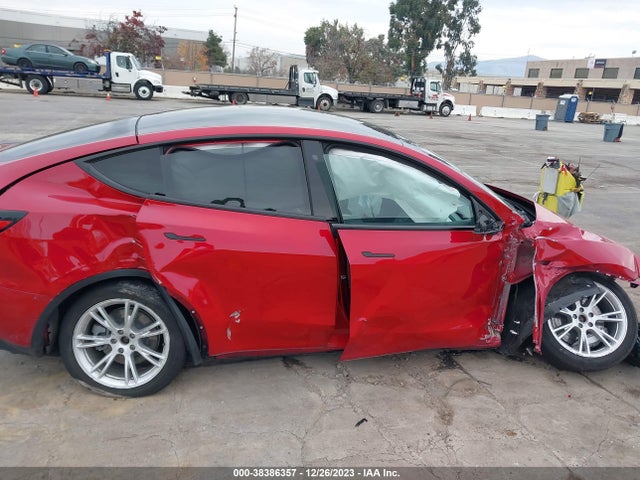 2020 TESLA MODEL Y 5YJYGDEEXLF042207 Photo 5