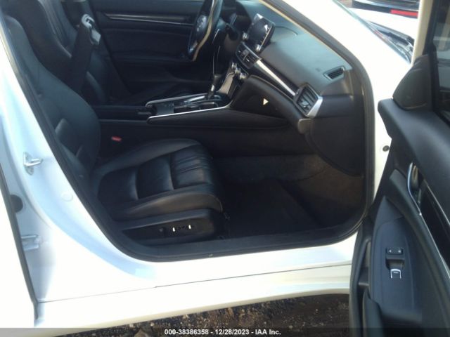 1HGCV1F45NA011626 Honda Accord Sport Special Edition