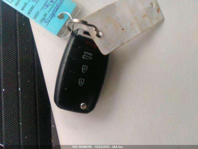 3KPFL4A76HE017263 KIA FORTE LX