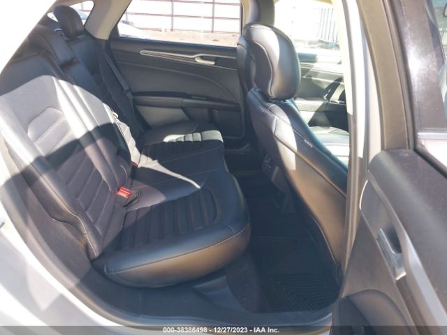 3FA6P0MU9KR182986 Ford Fusion Hybrid Sel