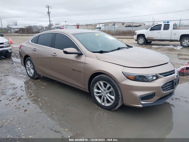 2018 1G1ZD5ST0JF172942 main image