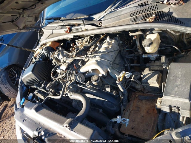 2005 KIA SORENTO EX/LX VIN: KNDJC733455435706