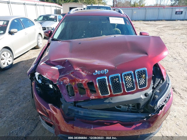 1C4PJLCB8KD204034 Jeep Cherokee Latitude Fwd