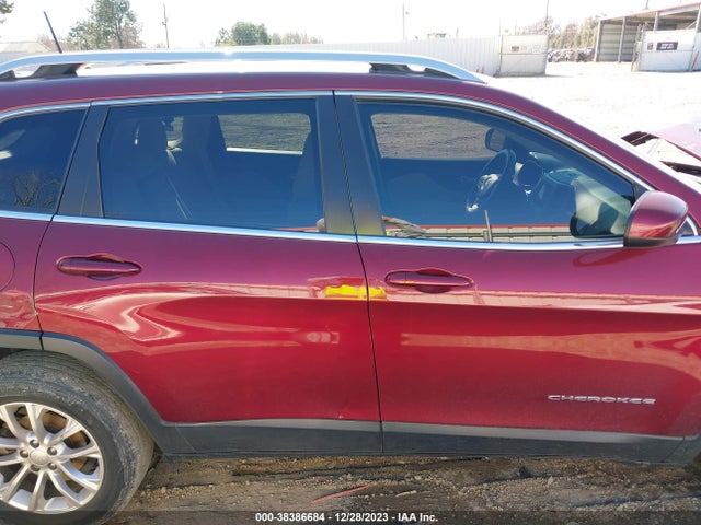 1C4PJLCB8KD204034 Jeep Cherokee Latitude Fwd
