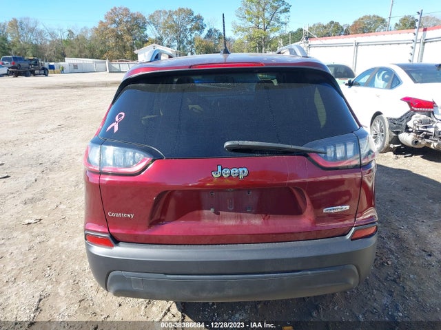 1C4PJLCB8KD204034 Jeep Cherokee Latitude Fwd