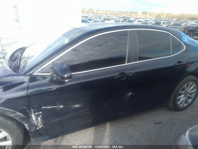 Toyota CAMRY LE 2018 JTNB11HK7J3040380 Image 15
