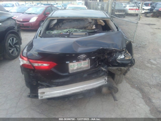 Toyota CAMRY LE 2018 JTNB11HK7J3040380 Image 17