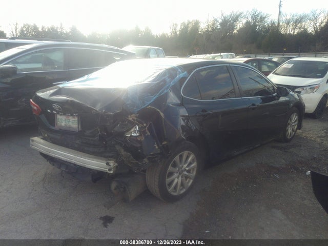 Toyota CAMRY LE 2018 JTNB11HK7J3040380 Image 4