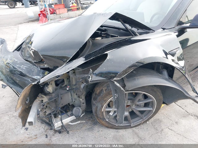 Tesla MODEL 3 2021 5YJ3E1EA1MF871146 Image 26