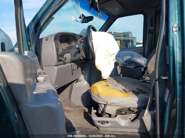 2001 FORD ECONOLINE WAGON XL/XLT VIN: 1FBSS31S41HB01778