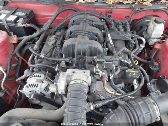38386898 :رقم المزاد ، 1ZVBP8AN2A5112636 vin ، 2010 Ford Mustang V6/v6 Premium مزاد بيع