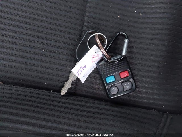 38386898 :رقم المزاد ، 1ZVBP8AN2A5112636 vin ، 2010 Ford Mustang V6/v6 Premium مزاد بيع