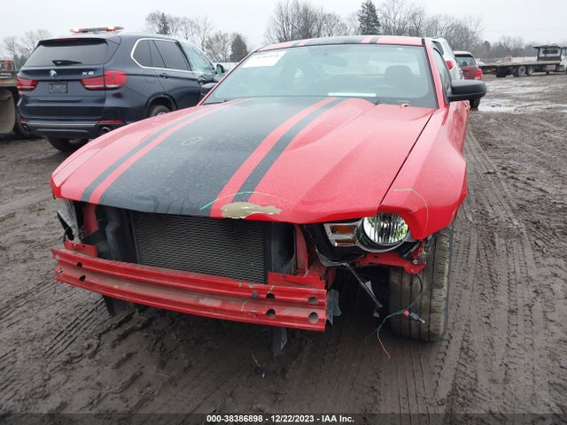 38386898 :رقم المزاد ، 1ZVBP8AN2A5112636 vin ، 2010 Ford Mustang V6/v6 Premium مزاد بيع