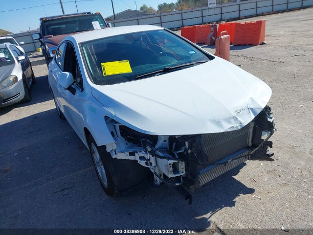 2017 1G1BE5SM8H7120681 main image