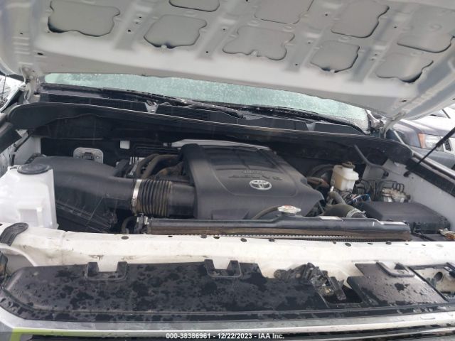 2019 TOYOTA TUNDRA 5TFRM5F18KX142597 Photo 9