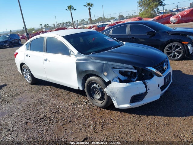 2016 1N4AL3AP2GN374976 main image