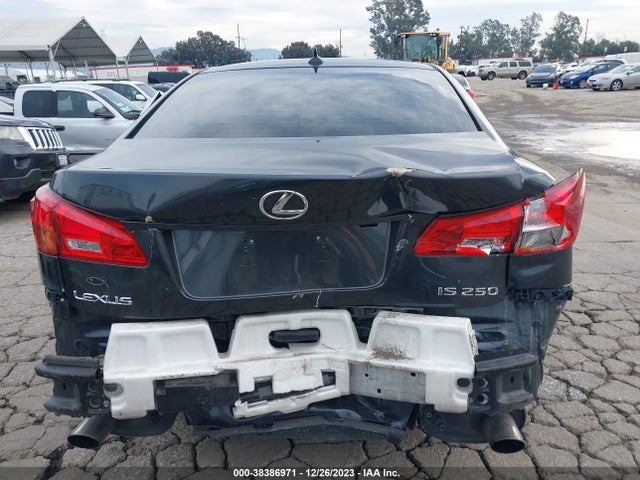2008 LEXUS IS 250 VIN: JTHBK262585081646