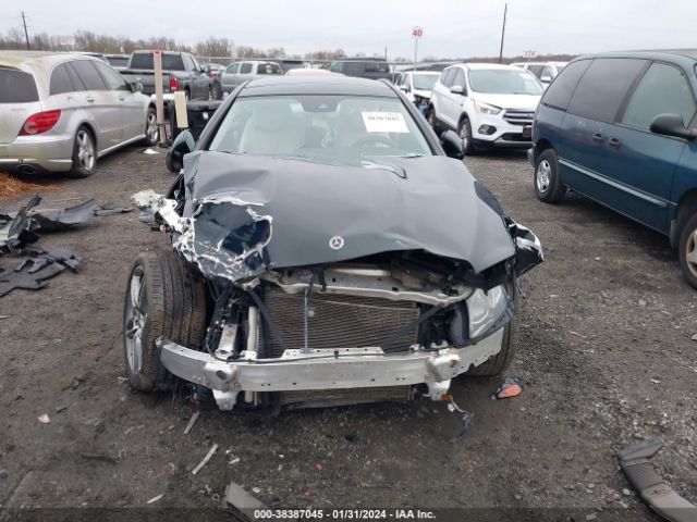 WDD1J6GB1JF011735 Mercedes-Benz E 400 4matic