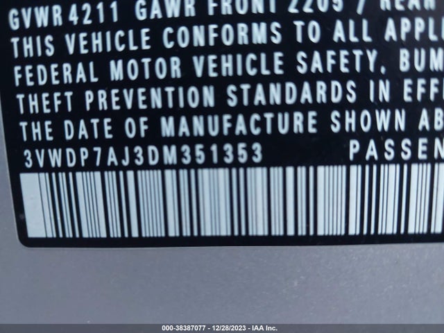 2013 VOLKSWAGEN JETTA 2.5L SE VIN: 3VWDP7AJ3DM351353