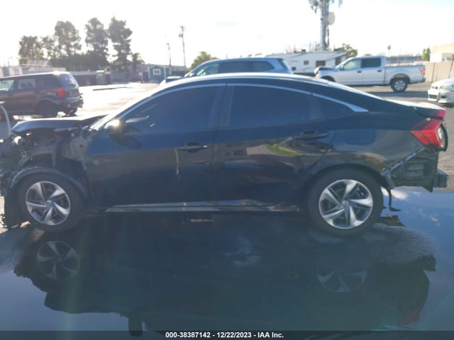 Honda Civic Lx 2019 2HGFC2F61KH547870 Image 14